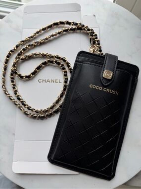 CHANEL GWP Coco Crush Black Quilted Leather Crossbody Phone Case with Gold Chain